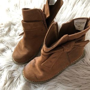 Gap boots